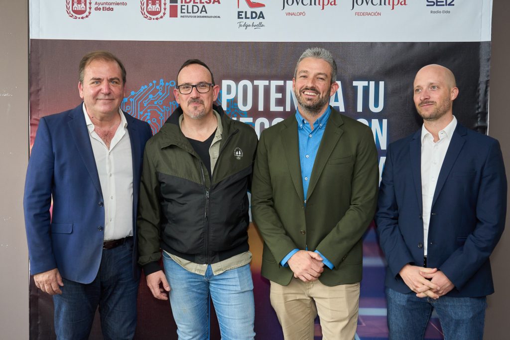 Isidro Fernández, Miguel Davia, Diego Tomás y Andrés Desantes. Foto Jovempa 